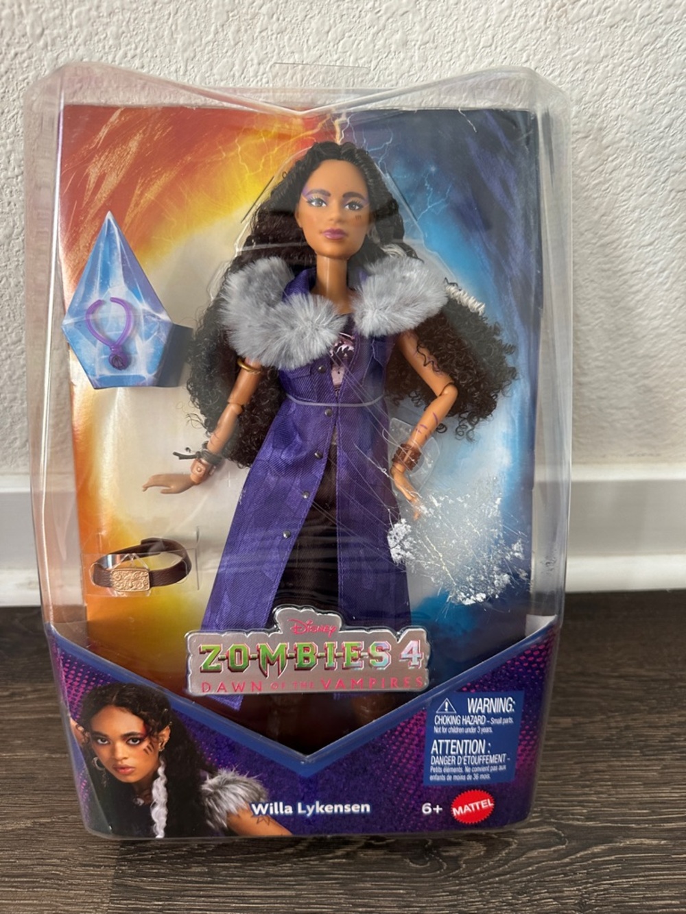 Mattel Disney Zombies 4: Dawn of the Vampires Willa Lykensen Fashion Doll